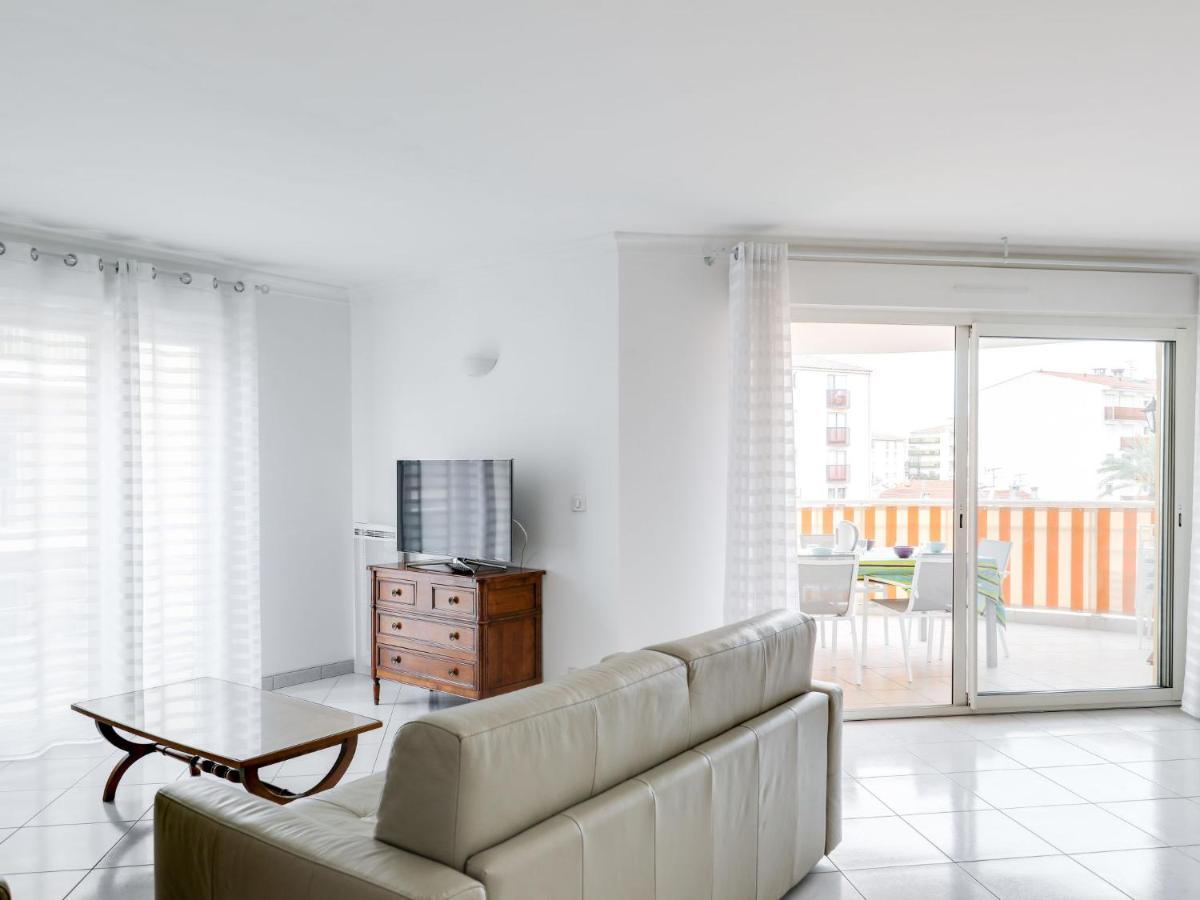 Apartment Residence L'Amiral By Interhome Saint-Raphaël Exterior foto